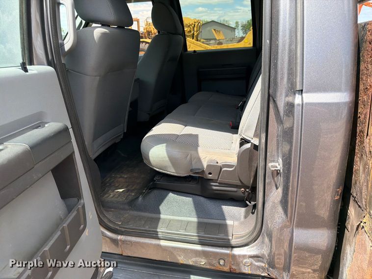 image for item FK0182 2012 Ford F450 Super Duty Crew Cab flatbed truck