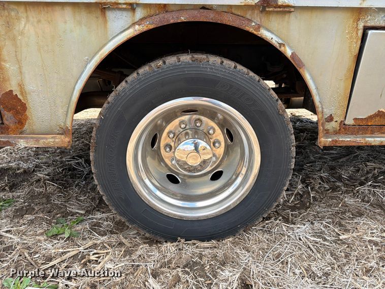 image for item FK0182 2012 Ford F450 Super Duty Crew Cab flatbed truck