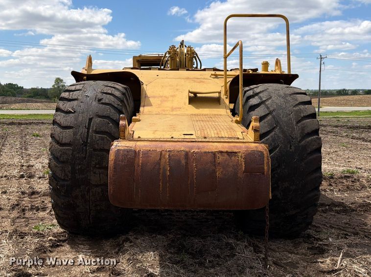 image for item FK0184 1994 Caterpillar 621E conventional scraper 