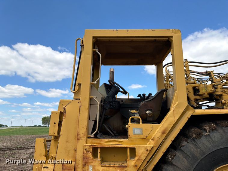 image for item FK0184 1994 Caterpillar 621E conventional scraper 