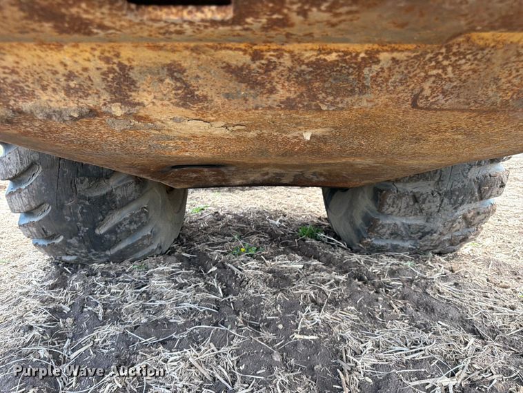 image for item FK0184 1994 Caterpillar 621E conventional scraper 