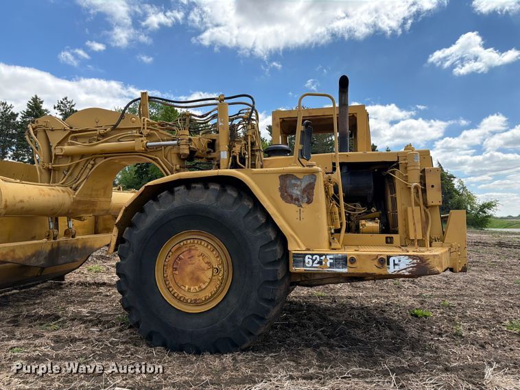 image for item FK0184 1994 Caterpillar 621E conventional scraper 