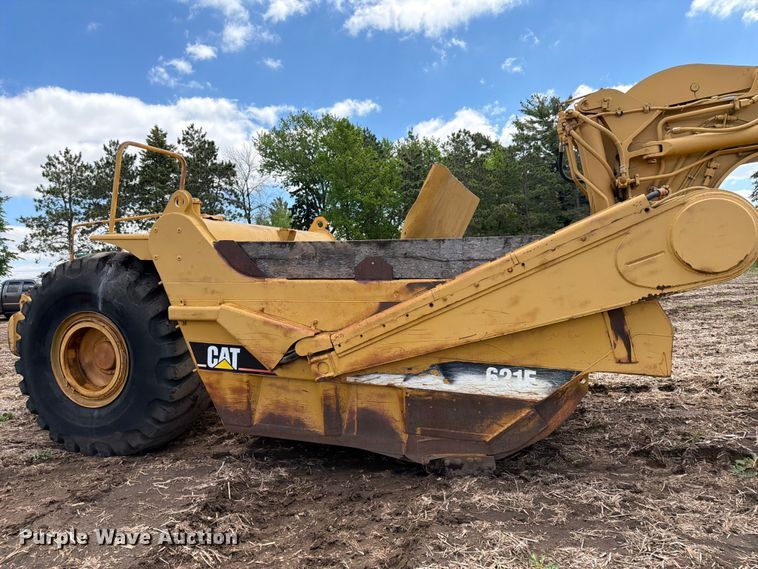 image for item FK0184 1994 Caterpillar 621E conventional scraper 