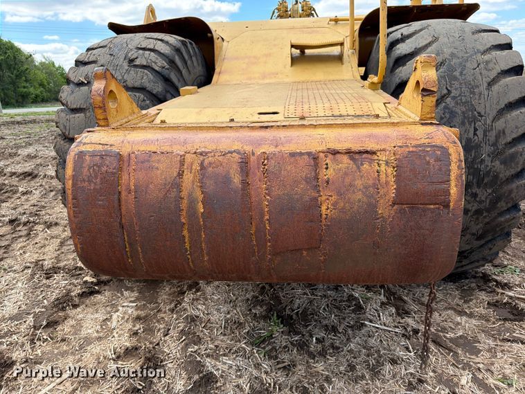 image for item FK0184 1994 Caterpillar 621E conventional scraper 