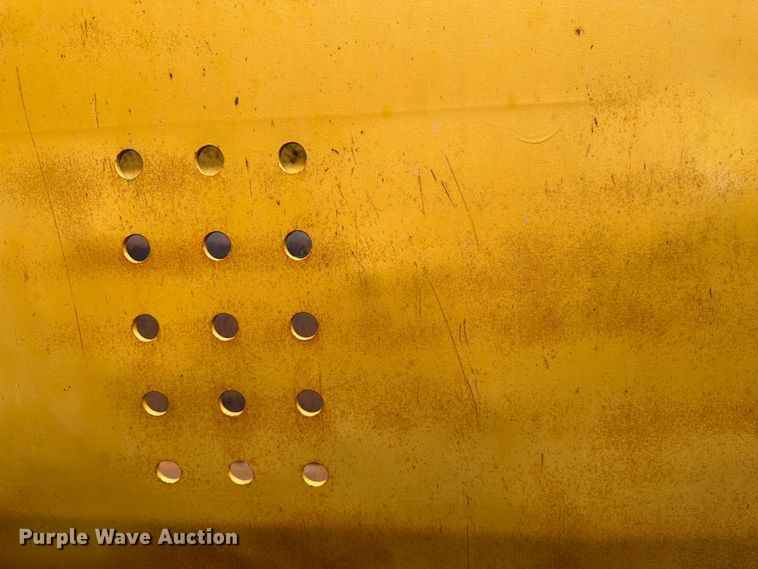 image for item FK0184 1994 Caterpillar 621E conventional scraper 
