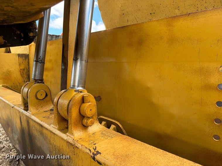 image for item FK0184 1994 Caterpillar 621E conventional scraper 