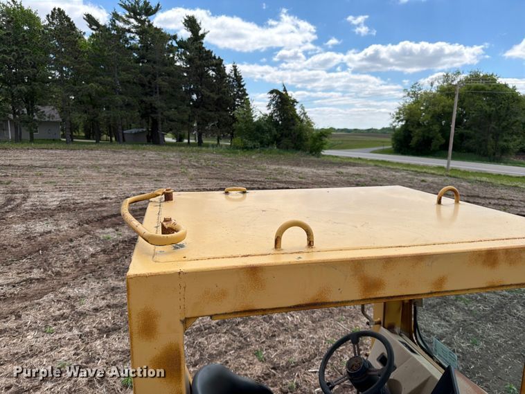 image for item FK0184 1994 Caterpillar 621E conventional scraper 