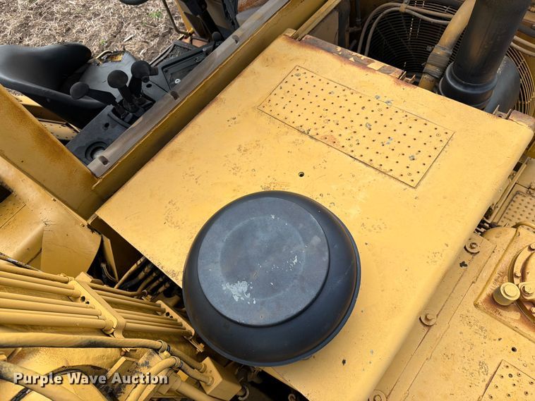 image for item FK0184 1994 Caterpillar 621E conventional scraper 