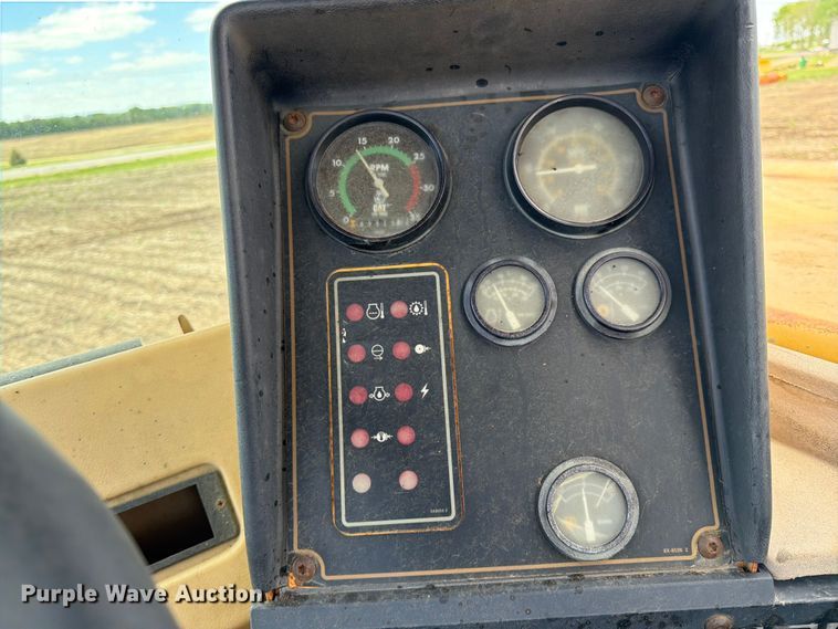 image for item FK0184 1994 Caterpillar 621E conventional scraper 