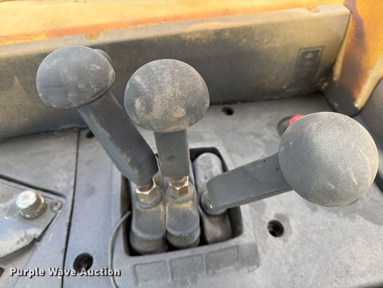 image for item FK0184 1994 Caterpillar 621E conventional scraper 