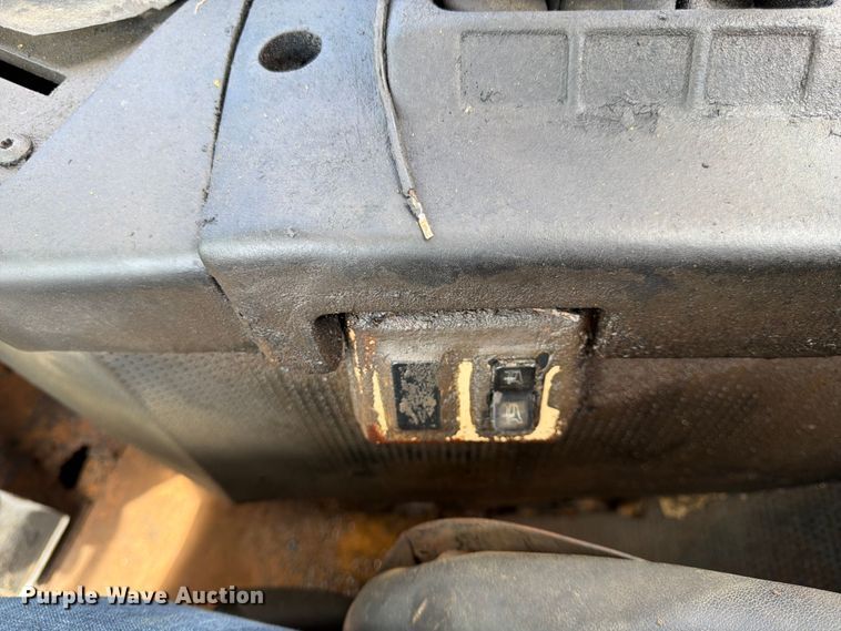 image for item FK0184 1994 Caterpillar 621E conventional scraper 