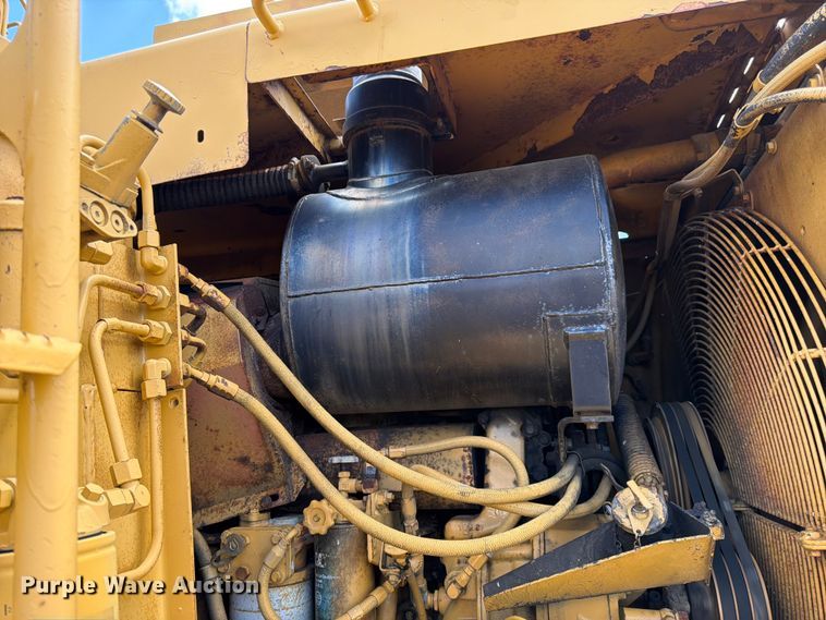 image for item FK0184 1994 Caterpillar 621E conventional scraper 