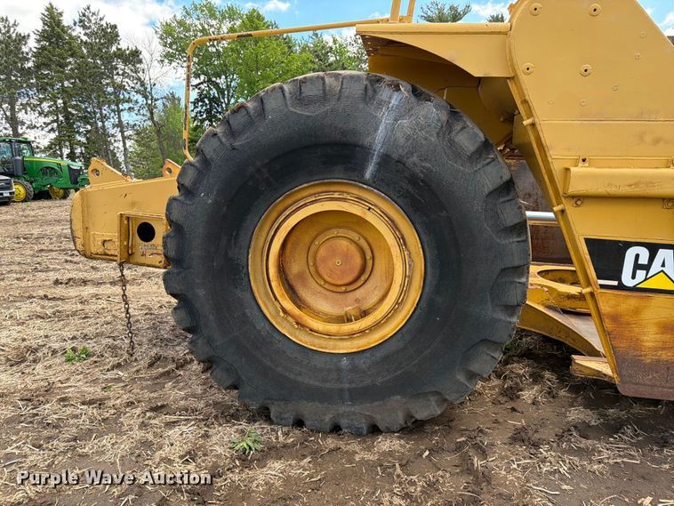image for item FK0184 1994 Caterpillar 621E conventional scraper 