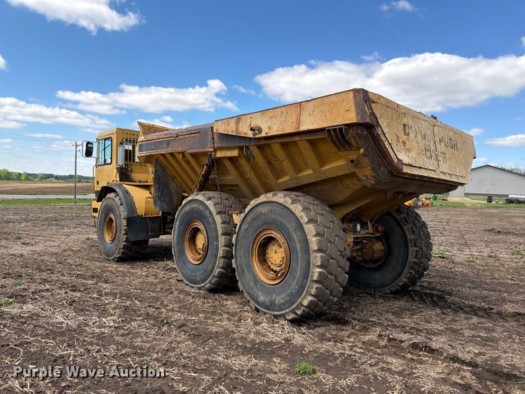 image for item FK0185 1993 Caterpillar D400D articulated haul truck