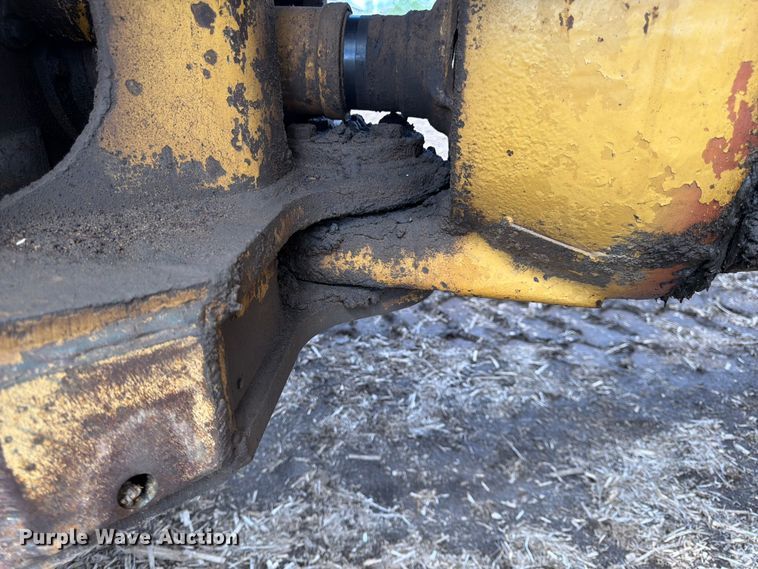 image for item FK0185 1993 Caterpillar D400D articulated haul truck