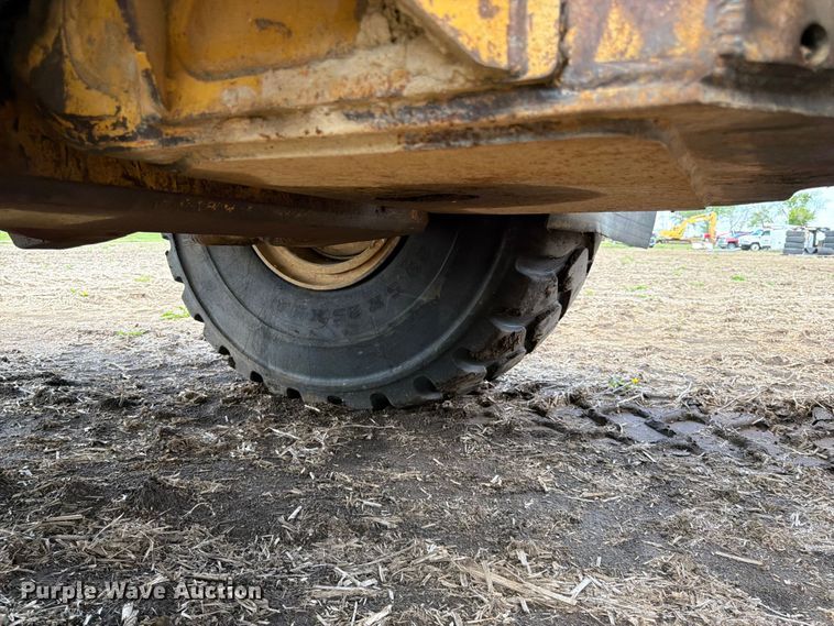 image for item FK0185 1993 Caterpillar D400D articulated haul truck