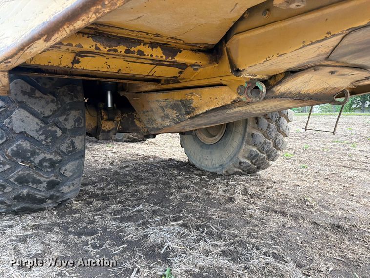 image for item FK0185 1993 Caterpillar D400D articulated haul truck