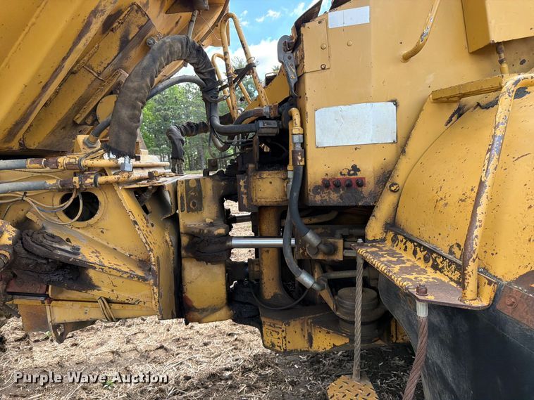 image for item FK0185 1993 Caterpillar D400D articulated haul truck