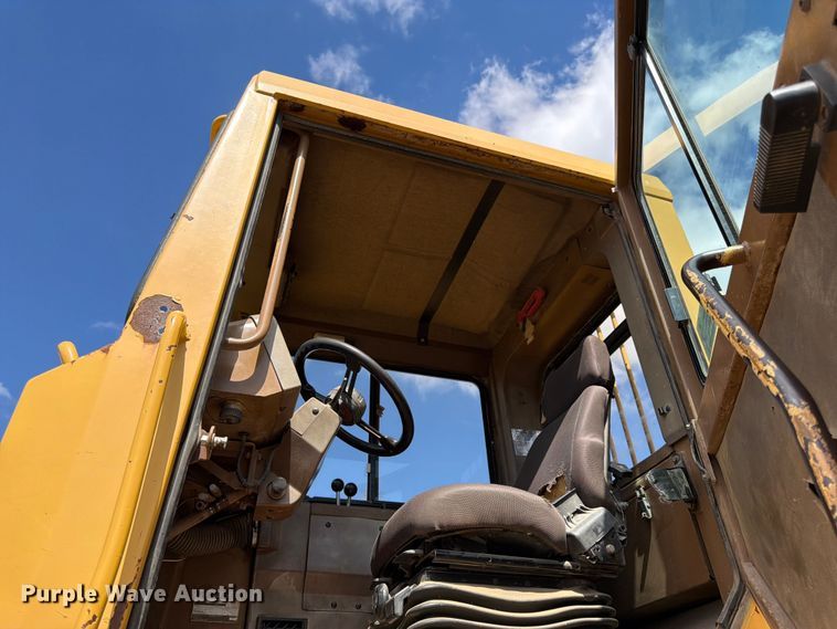 image for item FK0185 1993 Caterpillar D400D articulated haul truck