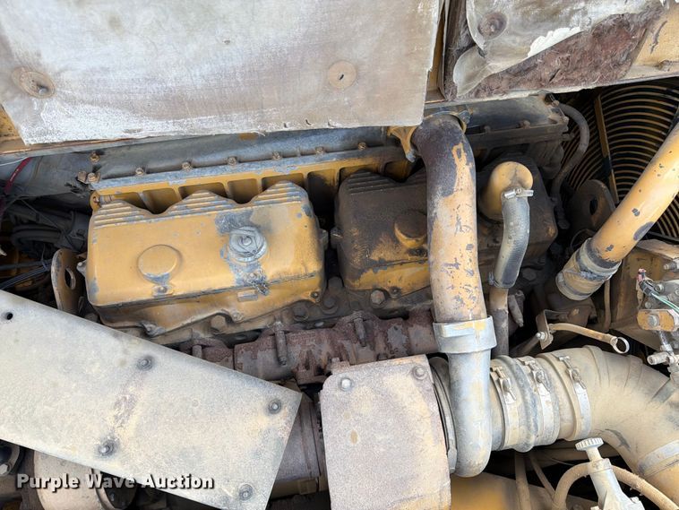image for item FK0185 1993 Caterpillar D400D articulated haul truck