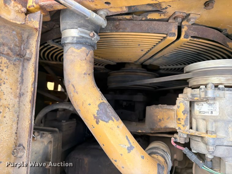 image for item FK0185 1993 Caterpillar D400D articulated haul truck