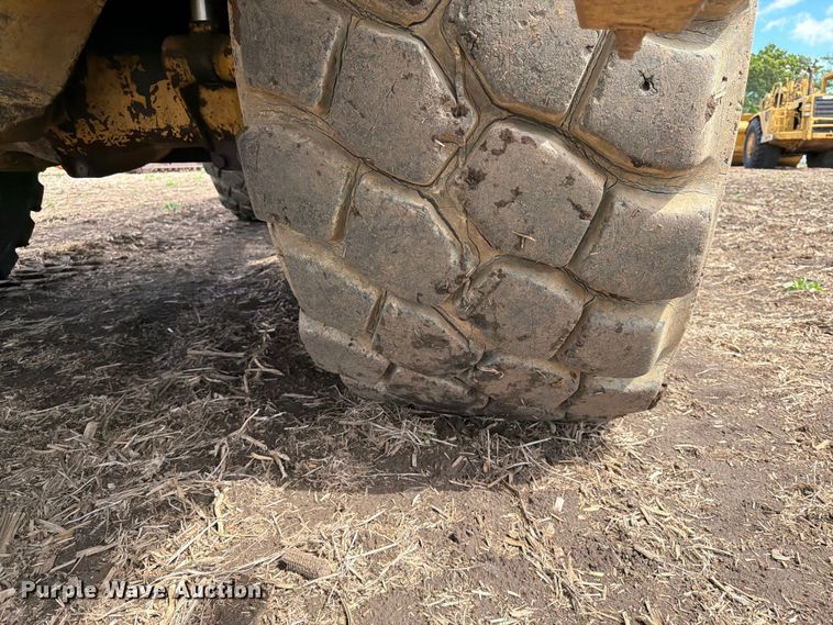 image for item FK0185 1993 Caterpillar D400D articulated haul truck