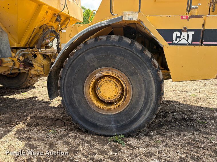 image for item FK0185 1993 Caterpillar D400D articulated haul truck
