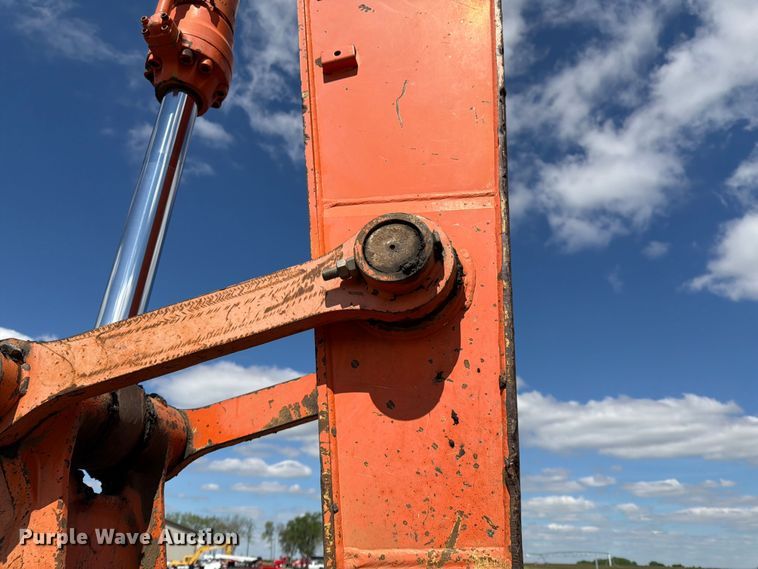 image for item FK0186 1999 Hitachi EX330LC-5 excavator