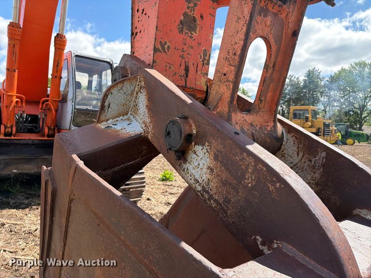 image for item FK0186 1999 Hitachi EX330LC-5 excavator