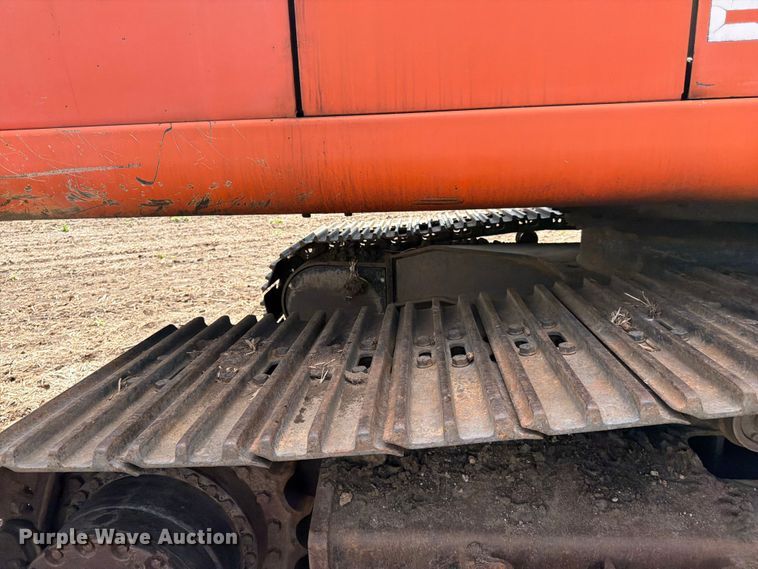 image for item FK0186 1999 Hitachi EX330LC-5 excavator