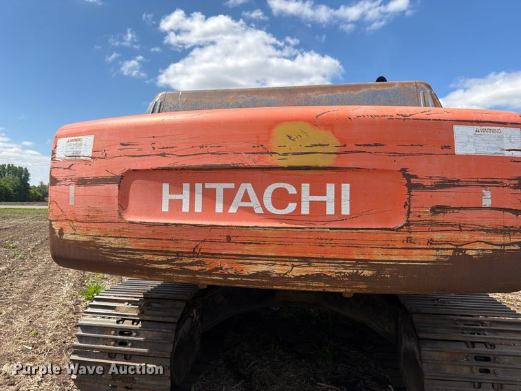 image for item FK0186 1999 Hitachi EX330LC-5 excavator