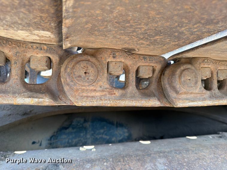 image for item FK0186 1999 Hitachi EX330LC-5 excavator