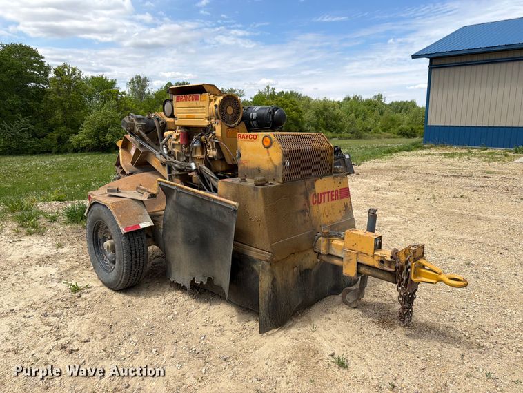 image for item FK0190 Rayco RG1672 DXH wood chipper