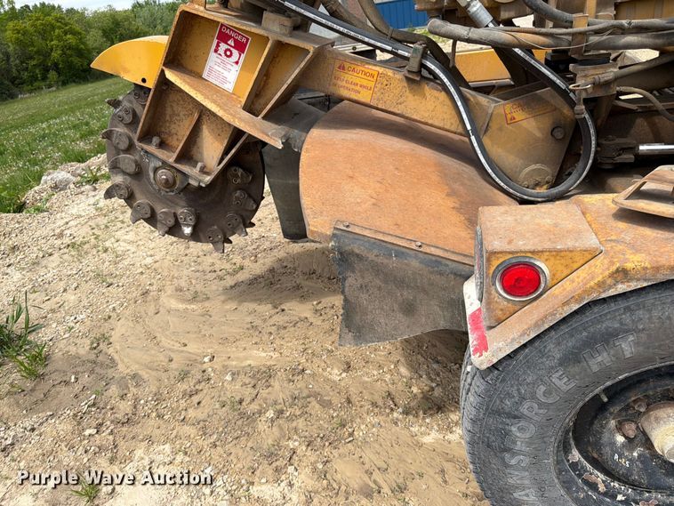 image for item FK0190 Rayco RG1672 DXH wood chipper
