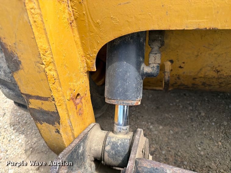 image for item FK0191 2013 Caterpillar 252B3 skid steer loader