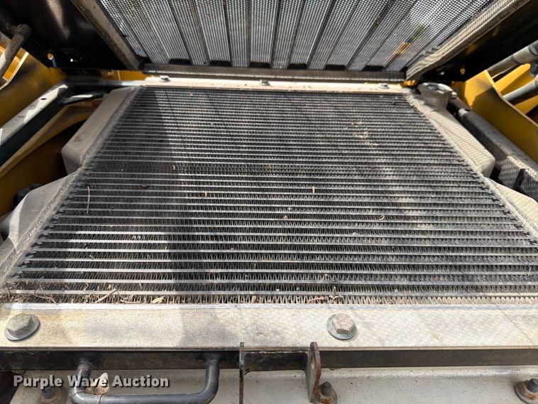 image for item FK0191 2013 Caterpillar 252B3 skid steer loader