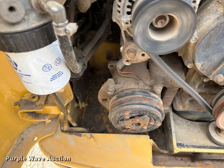 image for item FK0191 2013 Caterpillar 252B3 skid steer loader