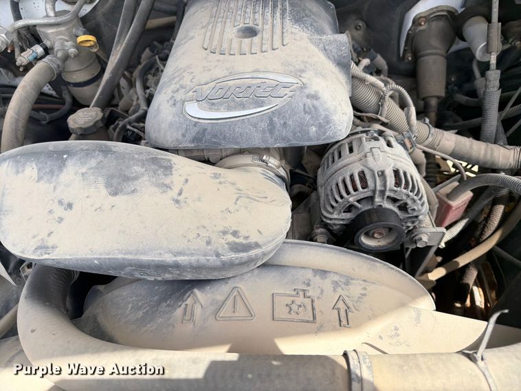 image for item FK0192 2007 Chevrolet Silverado 2500HD LT dump bed pickup truck