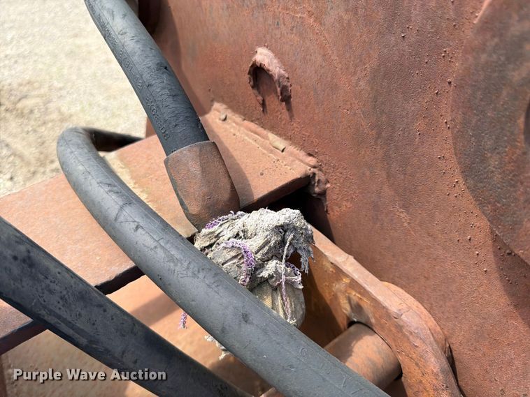 image for item FK0196 Excavator plate compactor