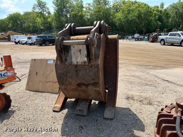 image for item FK0199 Excavator grapple