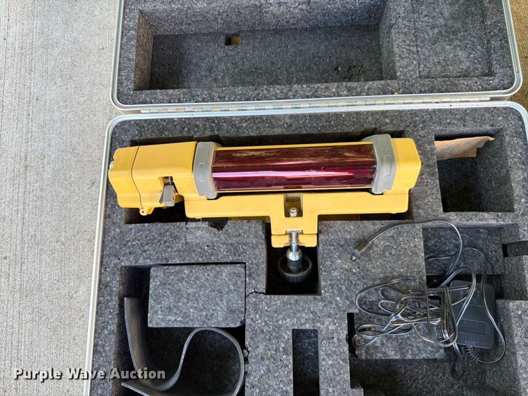 image for item FK0200 Surveying equipment
