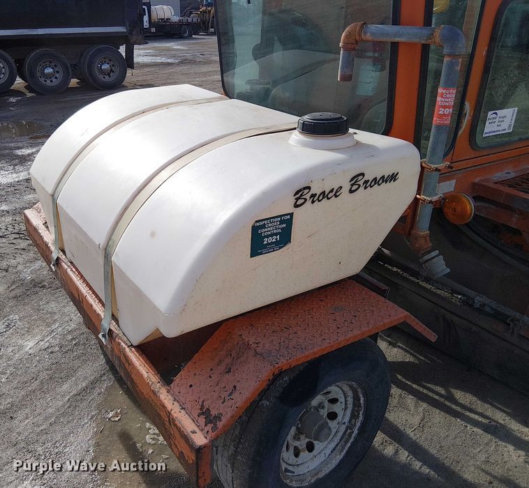 image for item FK0833 2008 Broce RJ 350 broom