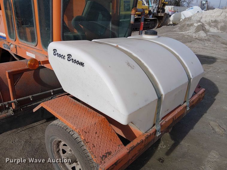 image for item FK0833 2008 Broce RJ 350 broom