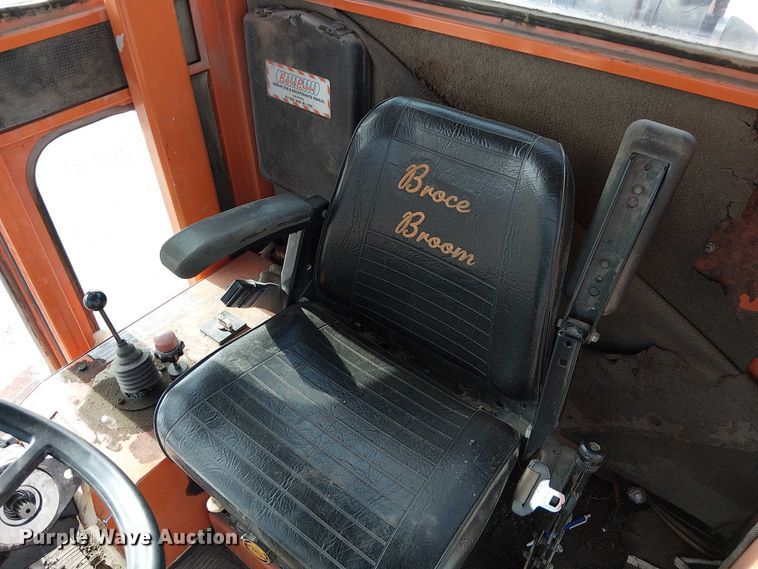 image for item FK0833 2008 Broce RJ 350 broom