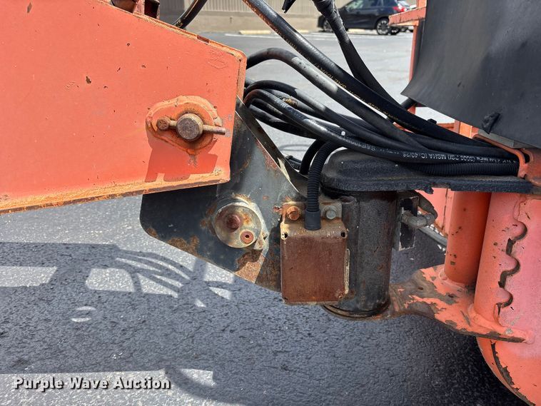 image for item FK1493 2006 JLG 800S boom lift