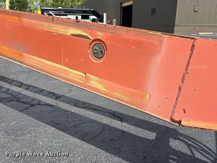 image for item FK1493 2006 JLG 800S boom lift