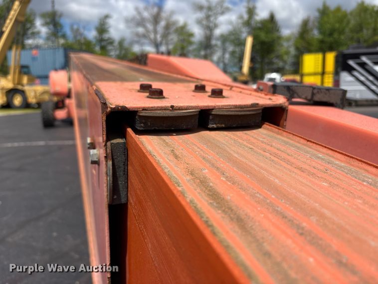 image for item FK1493 2006 JLG 800S boom lift
