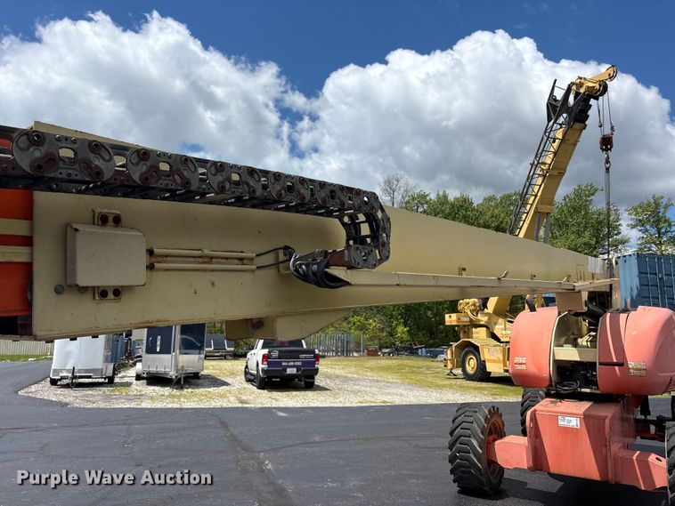 image for item FK1493 2006 JLG 800S boom lift
