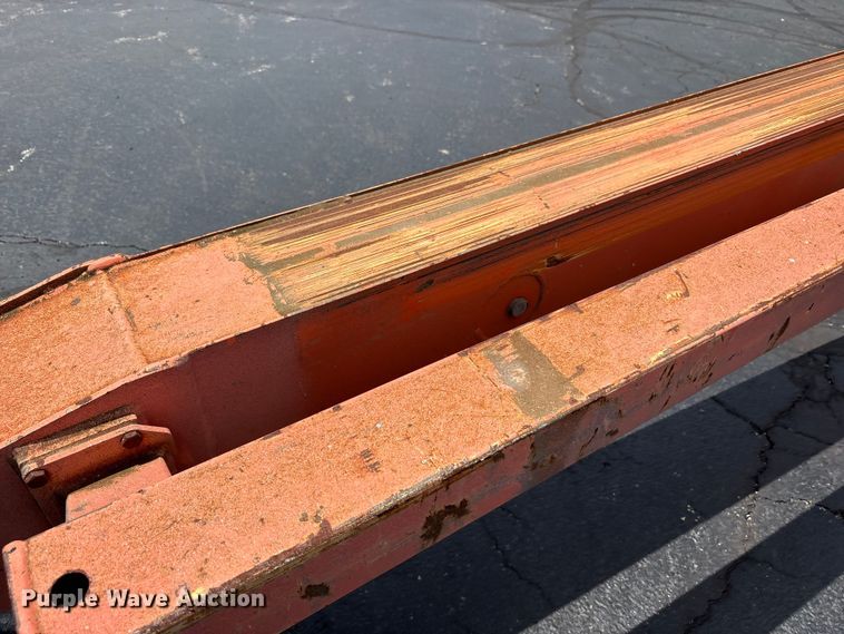 image for item FK1493 2006 JLG 800S boom lift