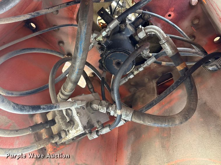 image for item FK1493 2006 JLG 800S boom lift